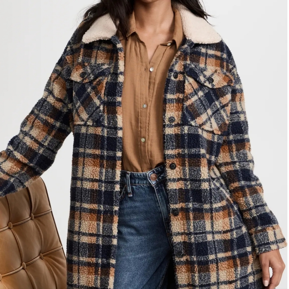SaylorTieghan Sherpa Jacket Sz S